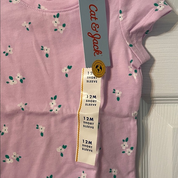 Cat & Jack Lavender Floral Short Sleeve Tee Size 12 months NWT - Picture 2 of 2